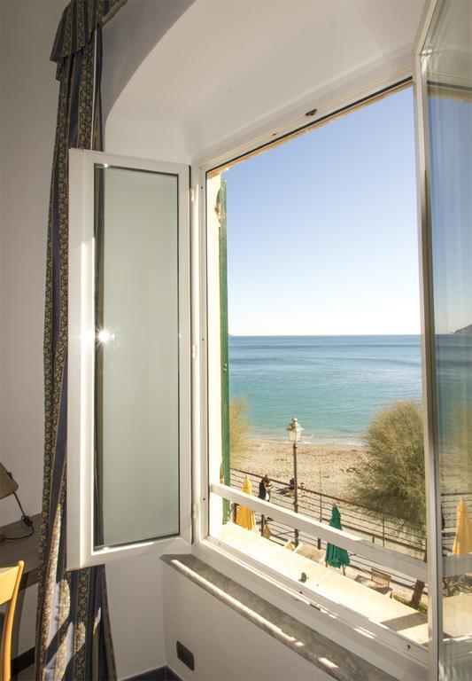 Hotel Baia 3*